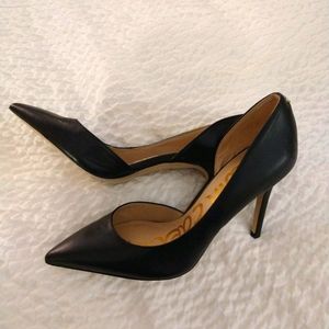 Classy black heel